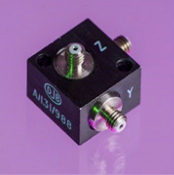 Acelerômetro Triaxial IEPE Modelo A/131/V